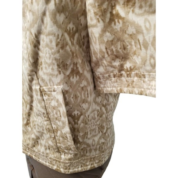 Dana Buchman Women's Size L (actual‎ M) color Tan 5 Button Blazer Suit Jacket - Picture 4 of 6